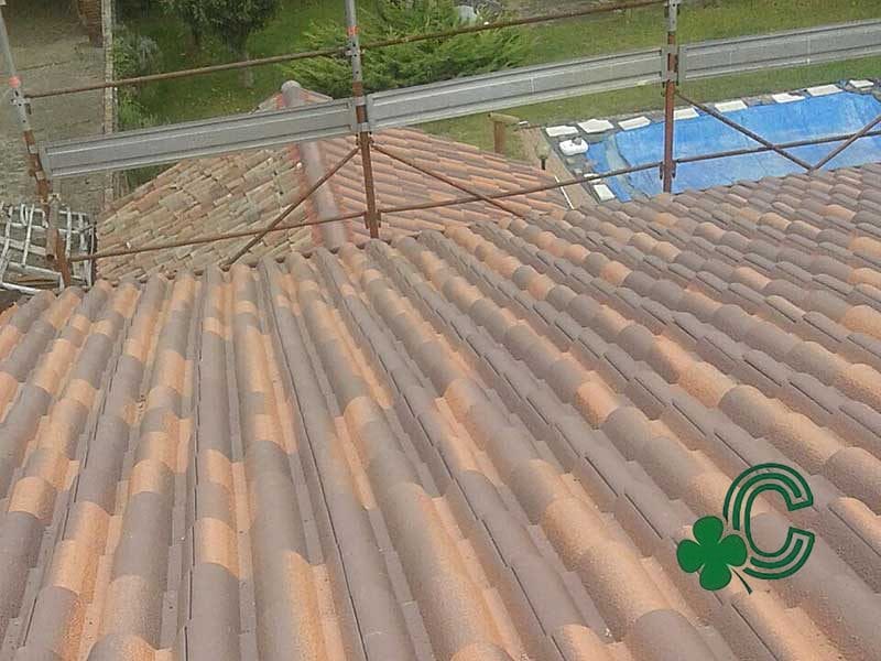 Realizzazione tetto con coppi a Gambolò